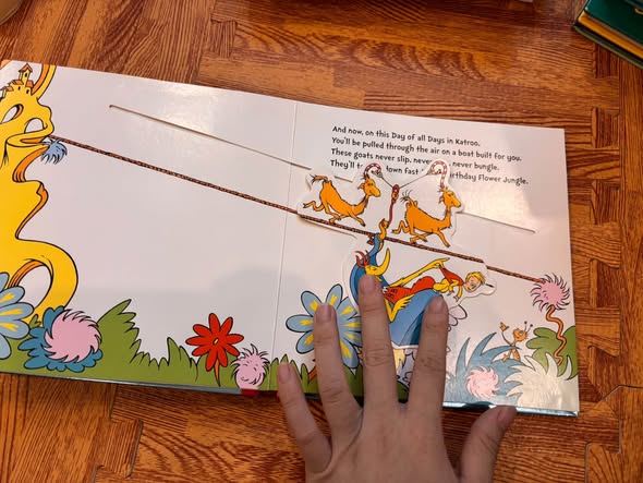 DR. SEUSS'S HAPPY BIRTHDAY, BABY!  — ảnh 2