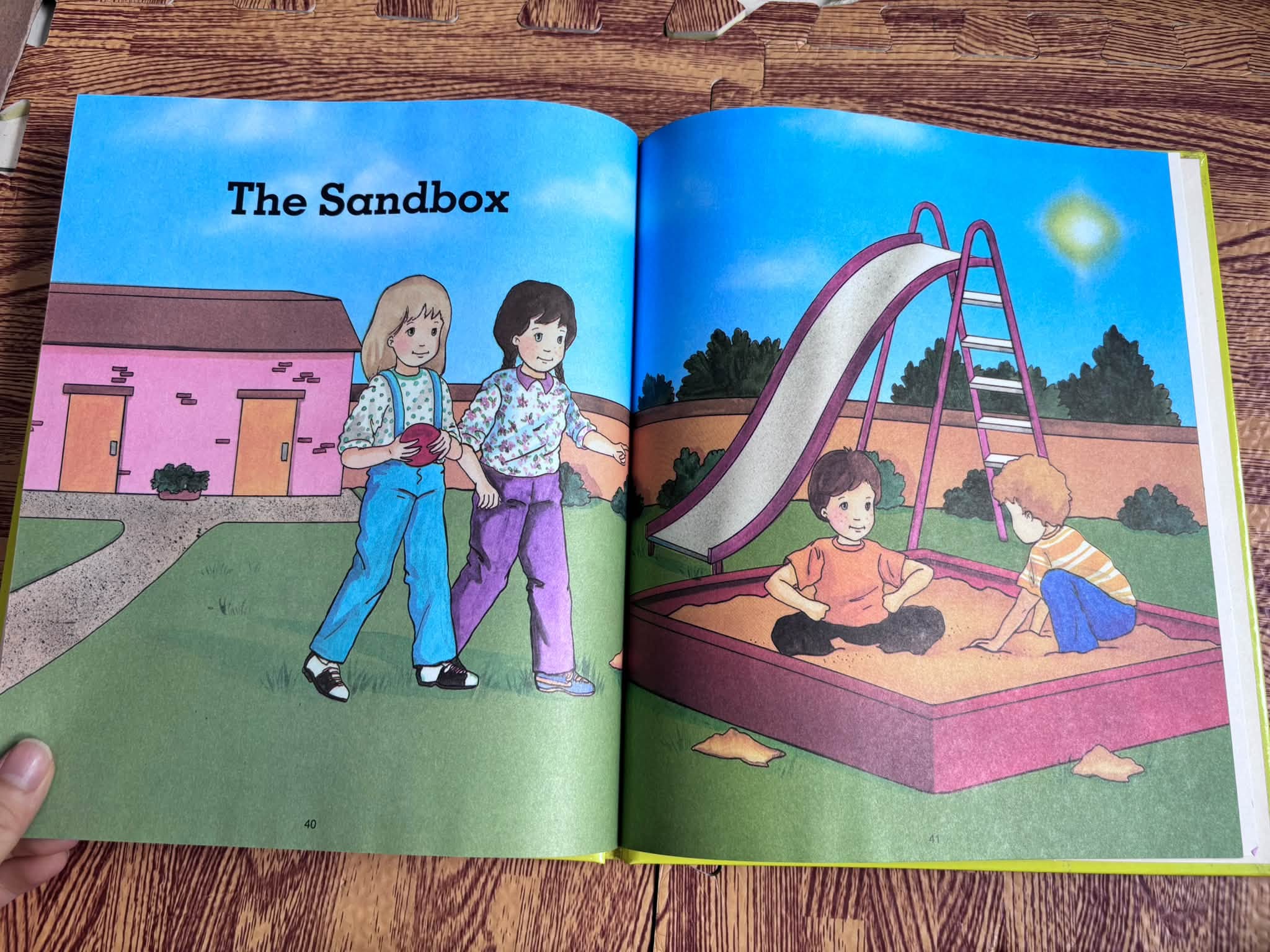 LITTLE KIDS AT SCHOOL (A PRESCHOOL READ-A-PICTURE BOOK) image 7