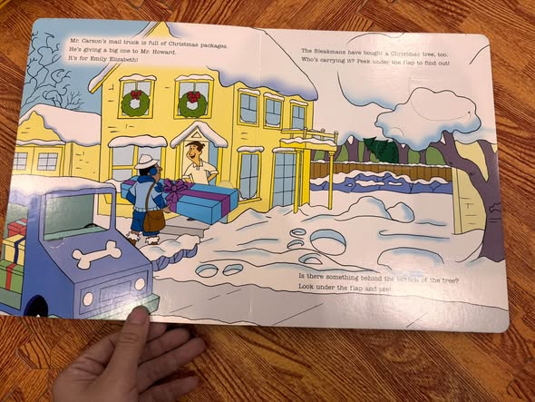 CLIFFORD'S CHRISTMAS PRESENTS image 2