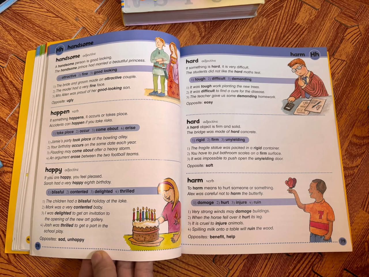 CHILDREN'S ILLUSTRATED THESAURUS — ảnh 4