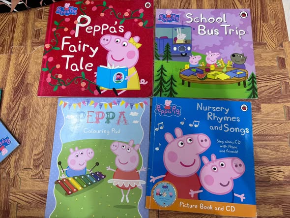 SET SÁCH TRUYỆN & HOẠT ĐỘNG PEPPA PIG (7 CUỐN)