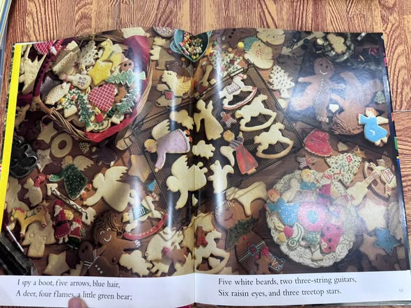 I SPY ULTIMATE CHALLENGER! A BOOK OF PICTURE RIDDLES — ảnh 4