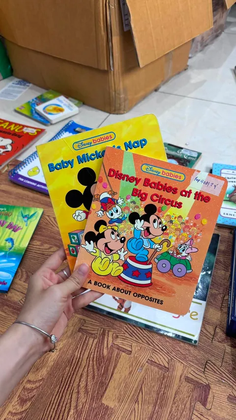 Baby Mickey's Nap & Disney Babies at the Big Circus