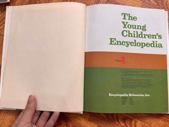 THE YOUNG CHILDREN'S ENCYCLOPEDIA - VOLUME 1: A (BRITANNICA) image 5