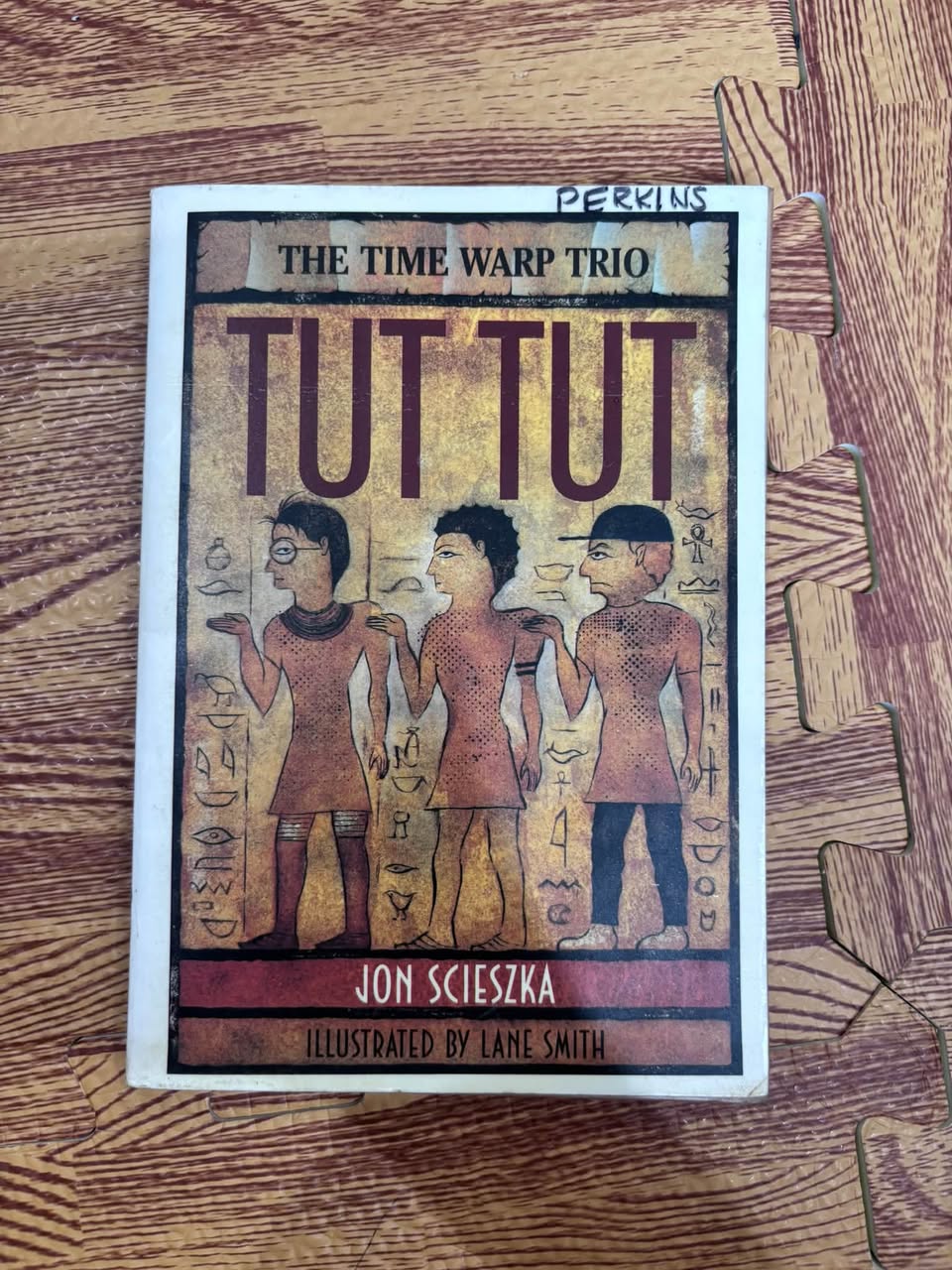TUT TUT (THE TIME WARP TRIO)