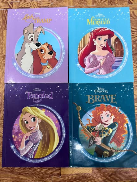 SET SÁCH TRUYỆN DISNEY & PIXAR CLASSIC STORYBOOK (10 CUỐN) image 2