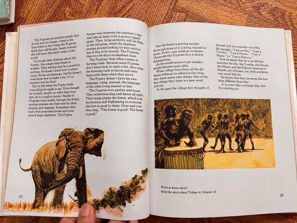 THE YOUNG CHILDREN'S ENCYCLOPEDIA - VOLUME 1: A (BRITANNICA) image 2