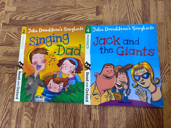 JULIA DONALDSON'S SONGBIRDS: READ WITH OXFORD (SET 4 CUỐN) — ảnh 2