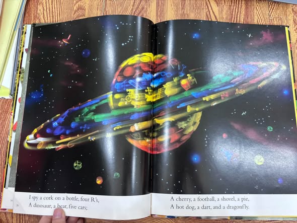 I SPY ULTIMATE CHALLENGER! A BOOK OF PICTURE RIDDLES — ảnh 2