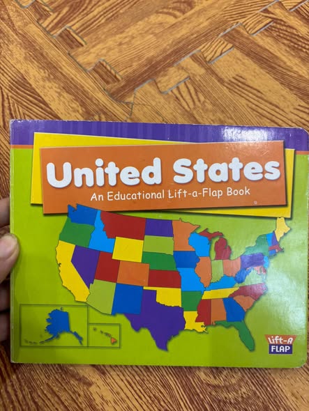 UNITED STATES: AN EDUCATIONAL LIFT-A-FLAP BOOK  