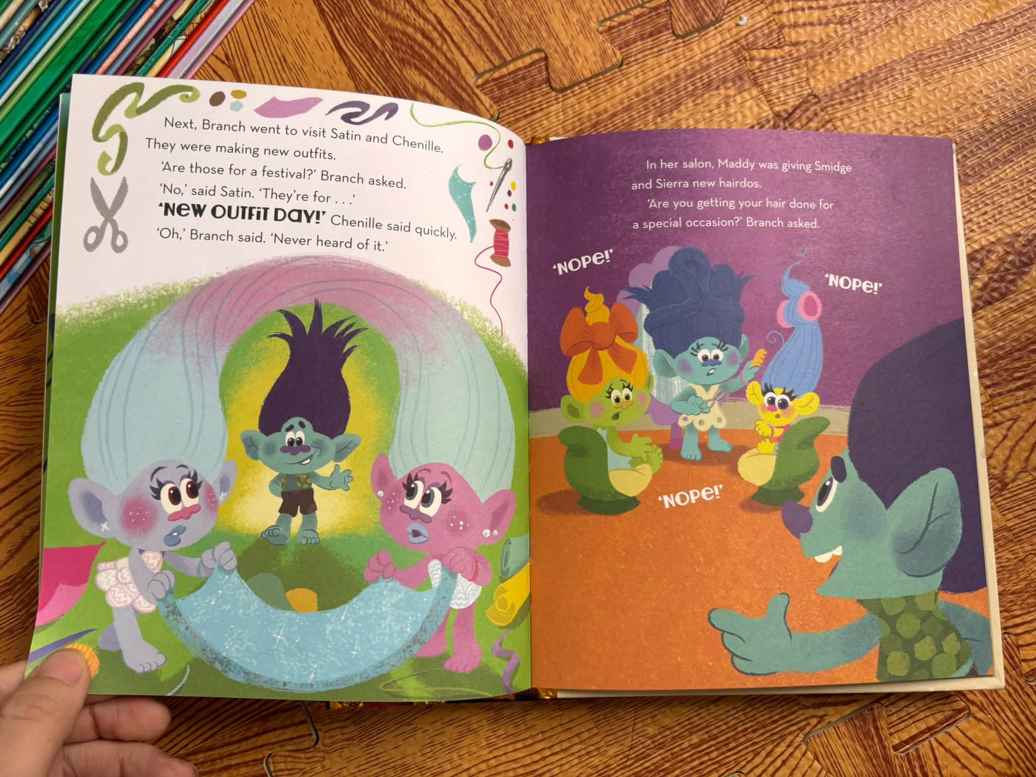 SERIES TRUYỆN TRANH DREAMWORKS TROLLS: CENTUM STORYBOOK COLLECTION  — ảnh 7
