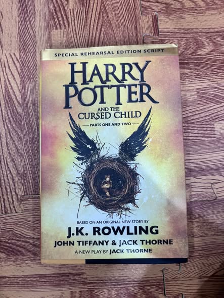 SÁCH KỊCH BẢN ĐẶC BIỆT: HARRY POTTER AND THE CURSED CHILD (PARTS ONE AND TWO) image 1