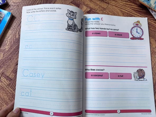 SÁCH LUYỆN VIẾT CHỮ VÀ SỐ: LEARN TO PRINT (SCHOOL ZONE - AN I KNOW IT! BOOK) image 2
