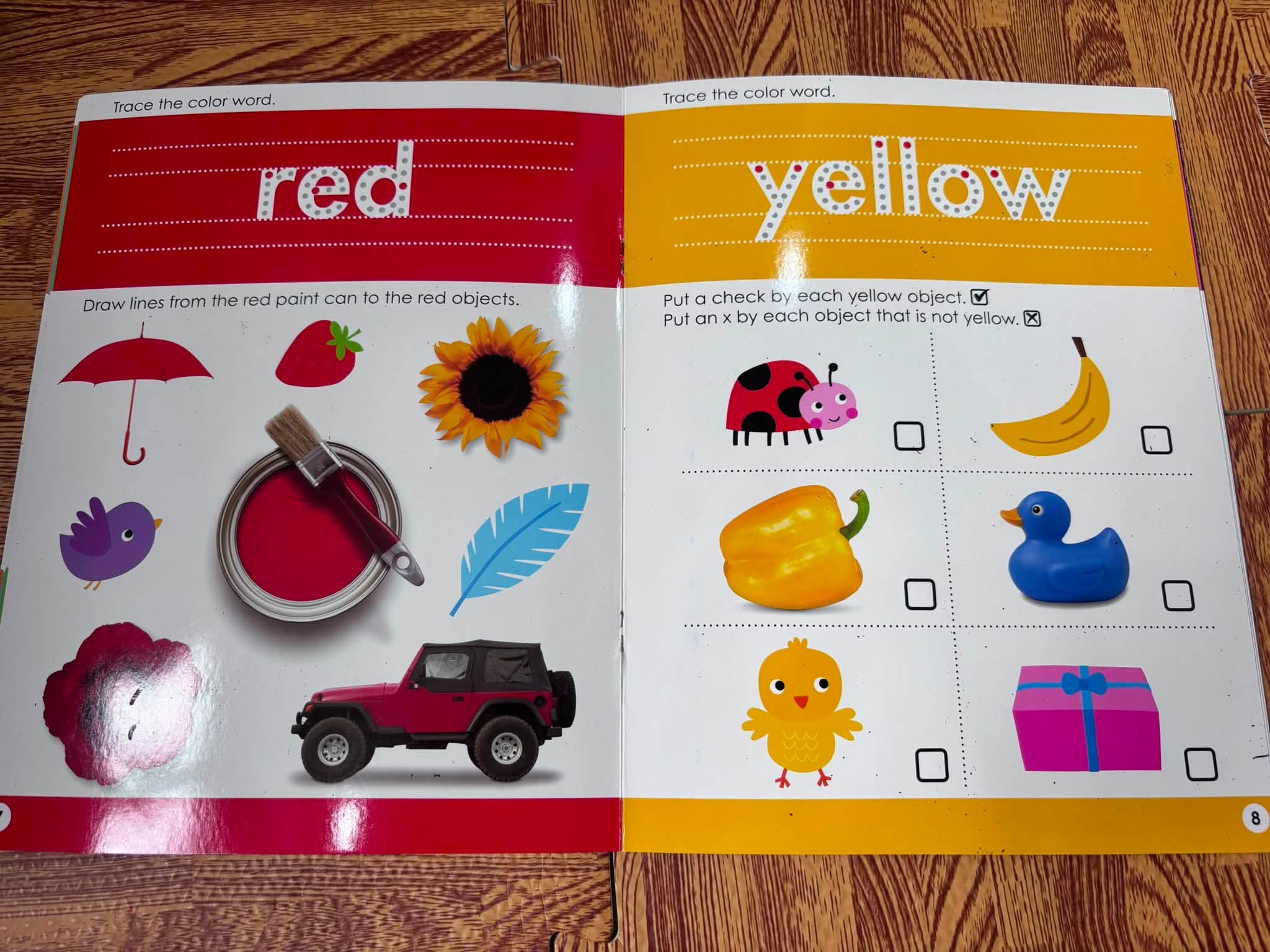 Bộ 2 cuốn Scholastic Wipe Clean: Colors & Shapes + Phonics Practice image 2