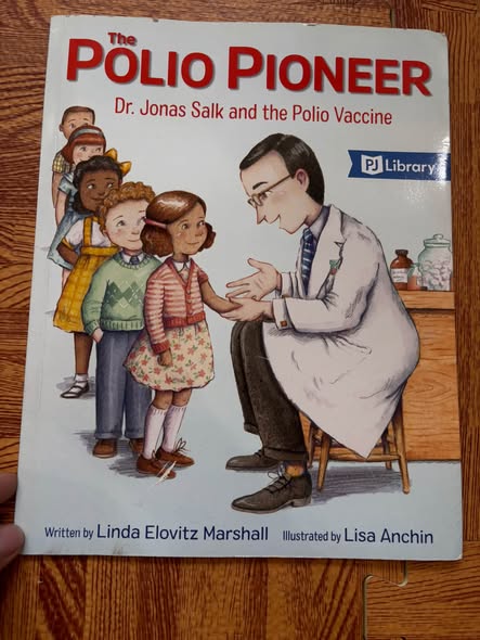 THE POLIO PIONEER: DR. JONAS SALK AND THE POLIO VACCINE (LINDA ELOVITZ MARSHALL & LISA ANCHIN)   — ảnh 1