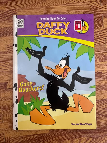 DAFFY DUCK: GONE QUACKERS! (FAVORITE BOOK TO COLOR)