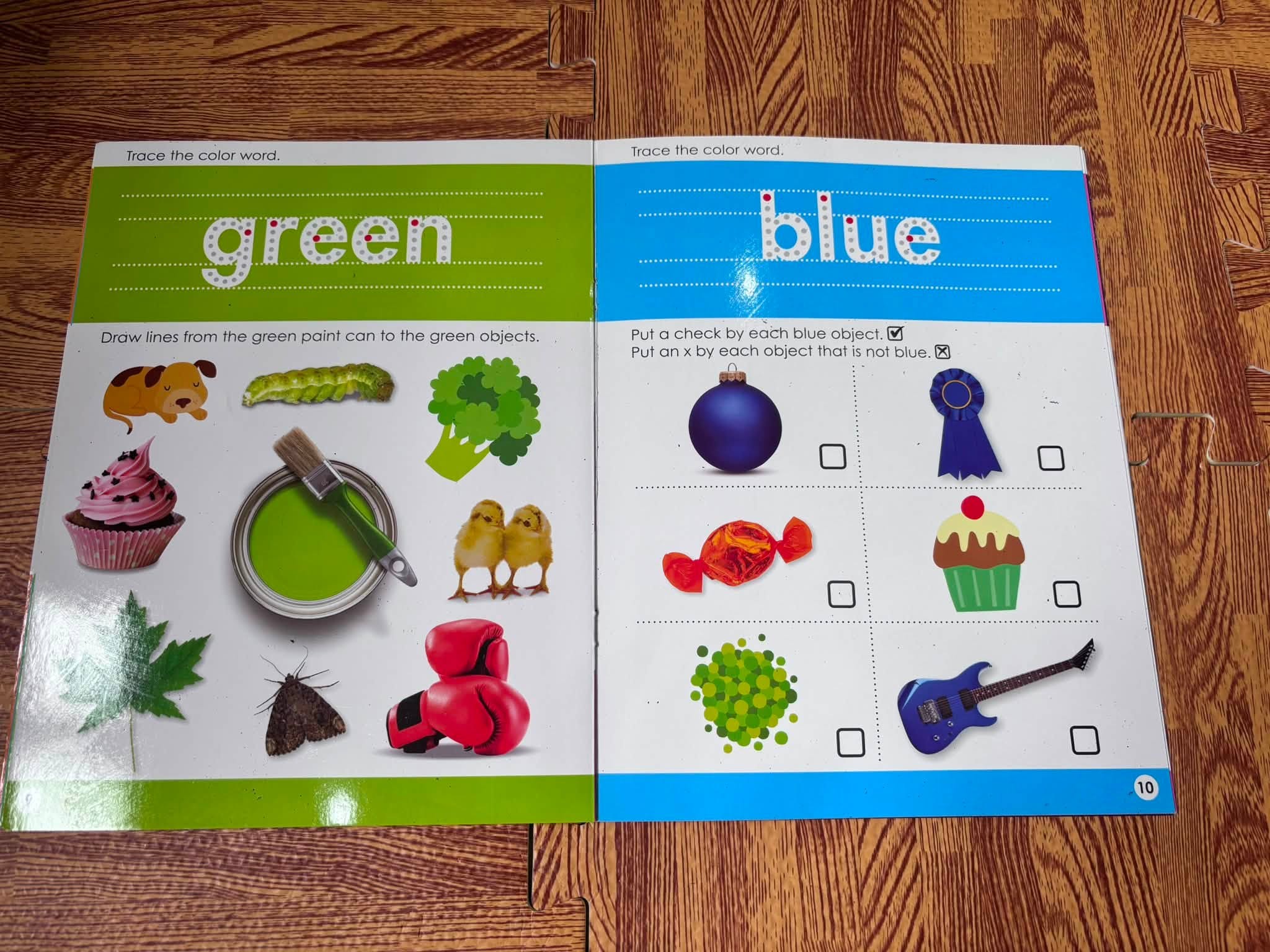 Bộ 2 cuốn Scholastic Wipe Clean: Colors & Shapes + Phonics Practice image 3