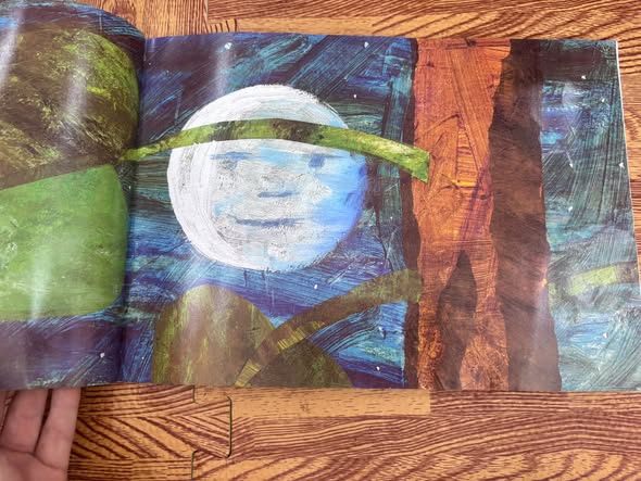 THE VERY HUNGRY CATERPILLAR — ảnh 4