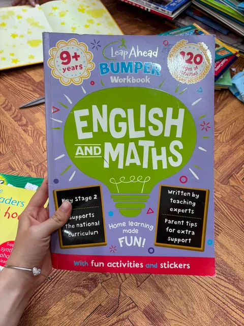 Leap Ahead Bumper Workbook: English and Maths 9+ Years