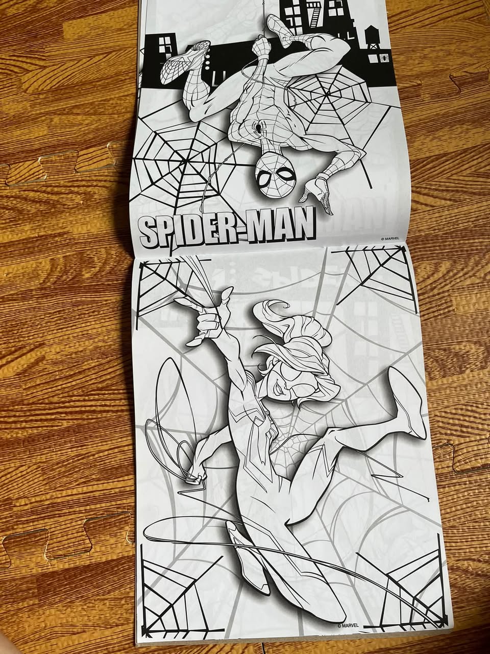 **The Greatest Hero Colouring Pad** — ảnh 4