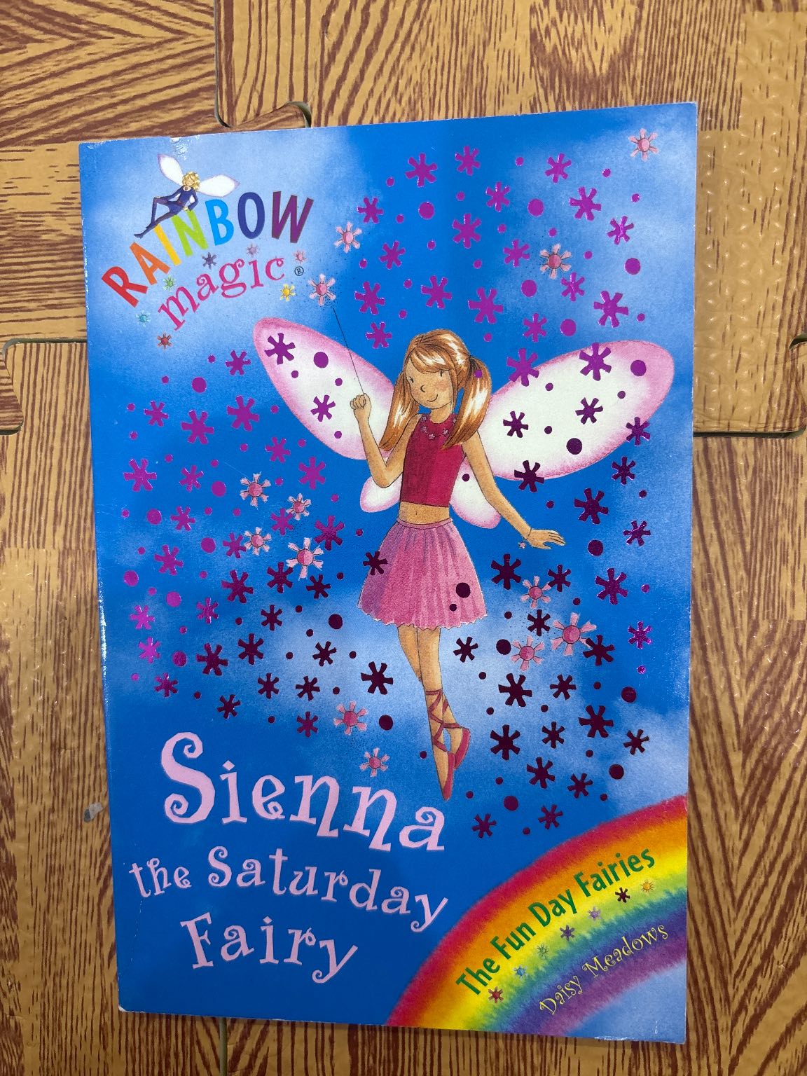 Sienna the Saturday Fairy — ảnh 1