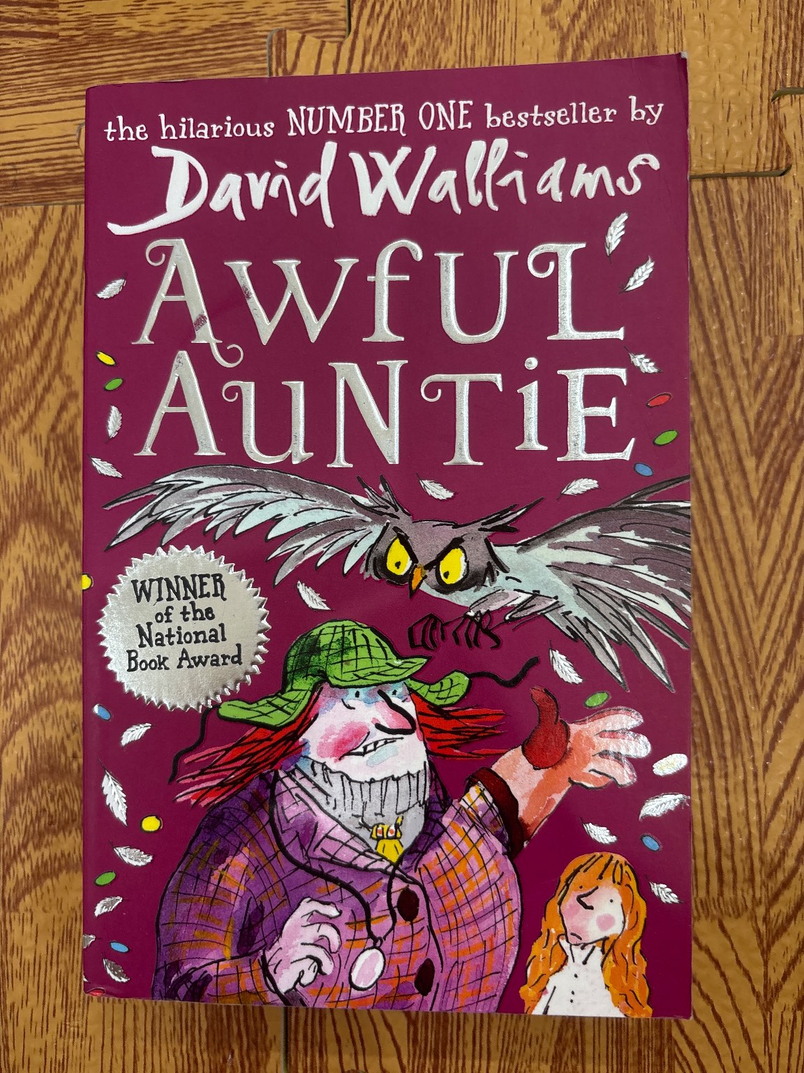 Awful Auntie — ảnh 1
