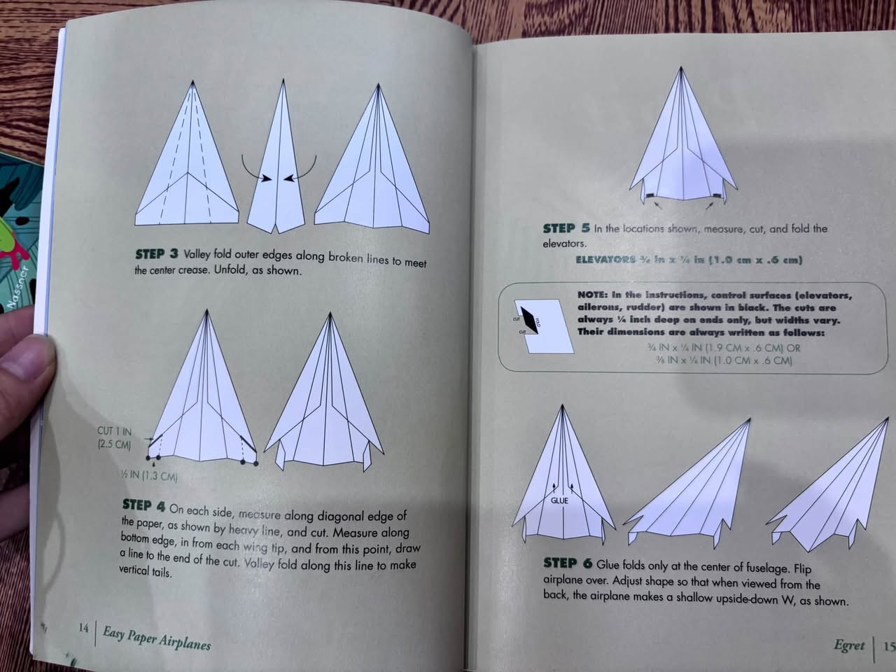 EASY PAPER AIRPLANES: FOLD 10 ZOOMING FLYERS! — ảnh 2