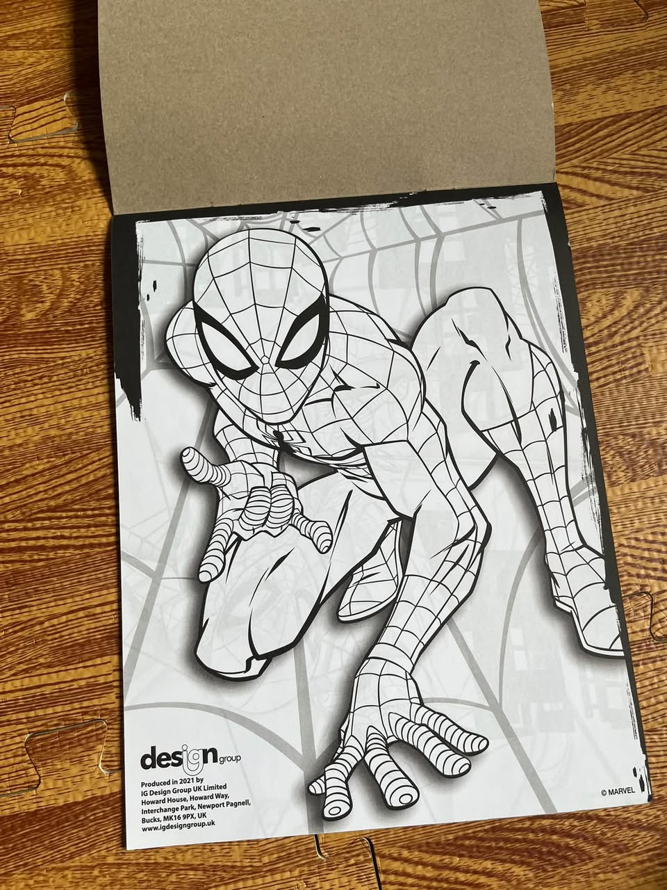 **The Greatest Hero Colouring Pad** — ảnh 2
