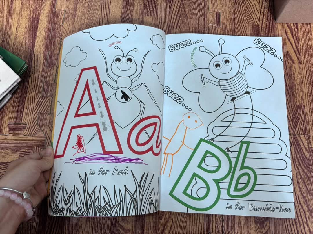 In the Garden Gang ABC Colouring Book – Pukka Fun — ảnh 4