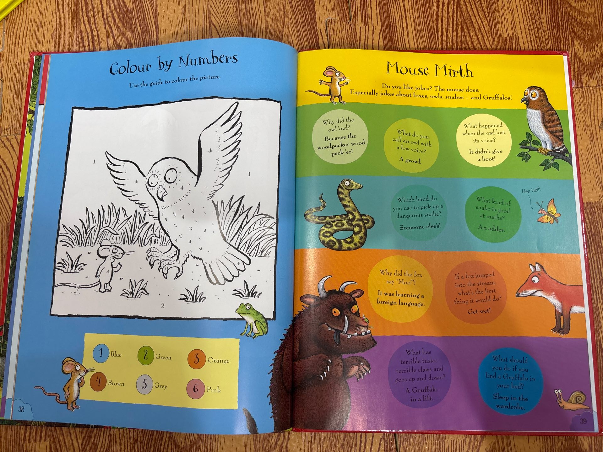 The Gruffalo Big Book of Fun — ảnh 4