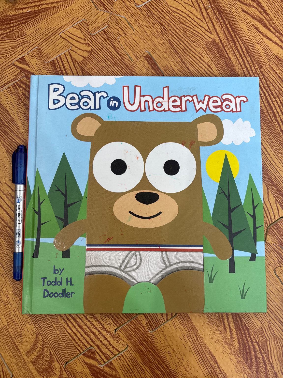 Bear in Underwear — ảnh 1