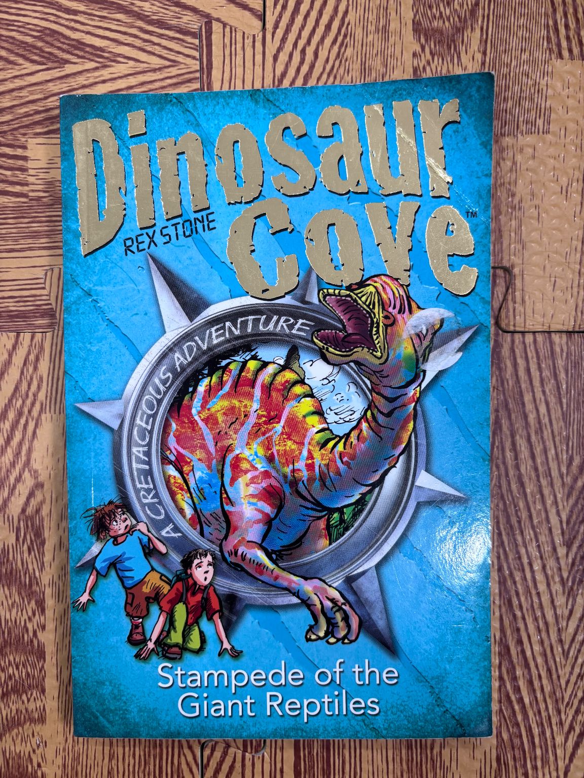 Dinosaur Cove: Stampede of the Giant Reptiles — ảnh 1
