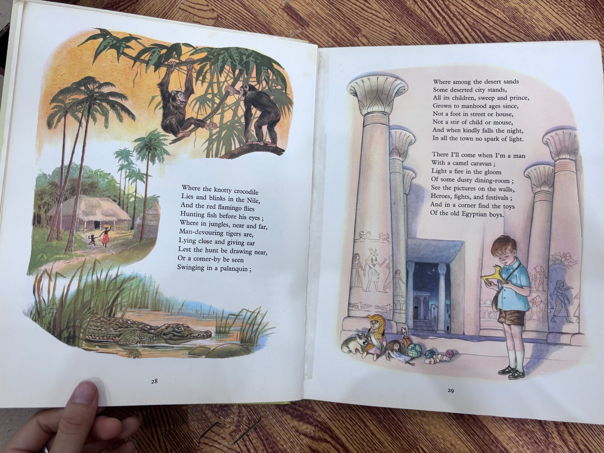 A CHILD'S GARDEN OF VERSES — ảnh 8
