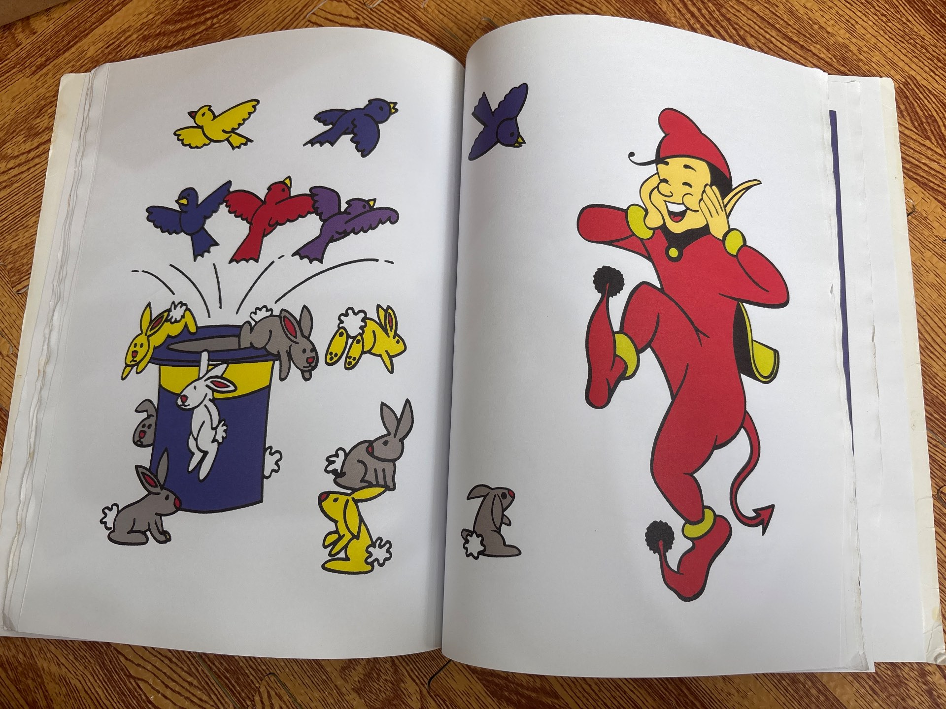 A FUN MAGIC COLORING BOOK — ảnh 4