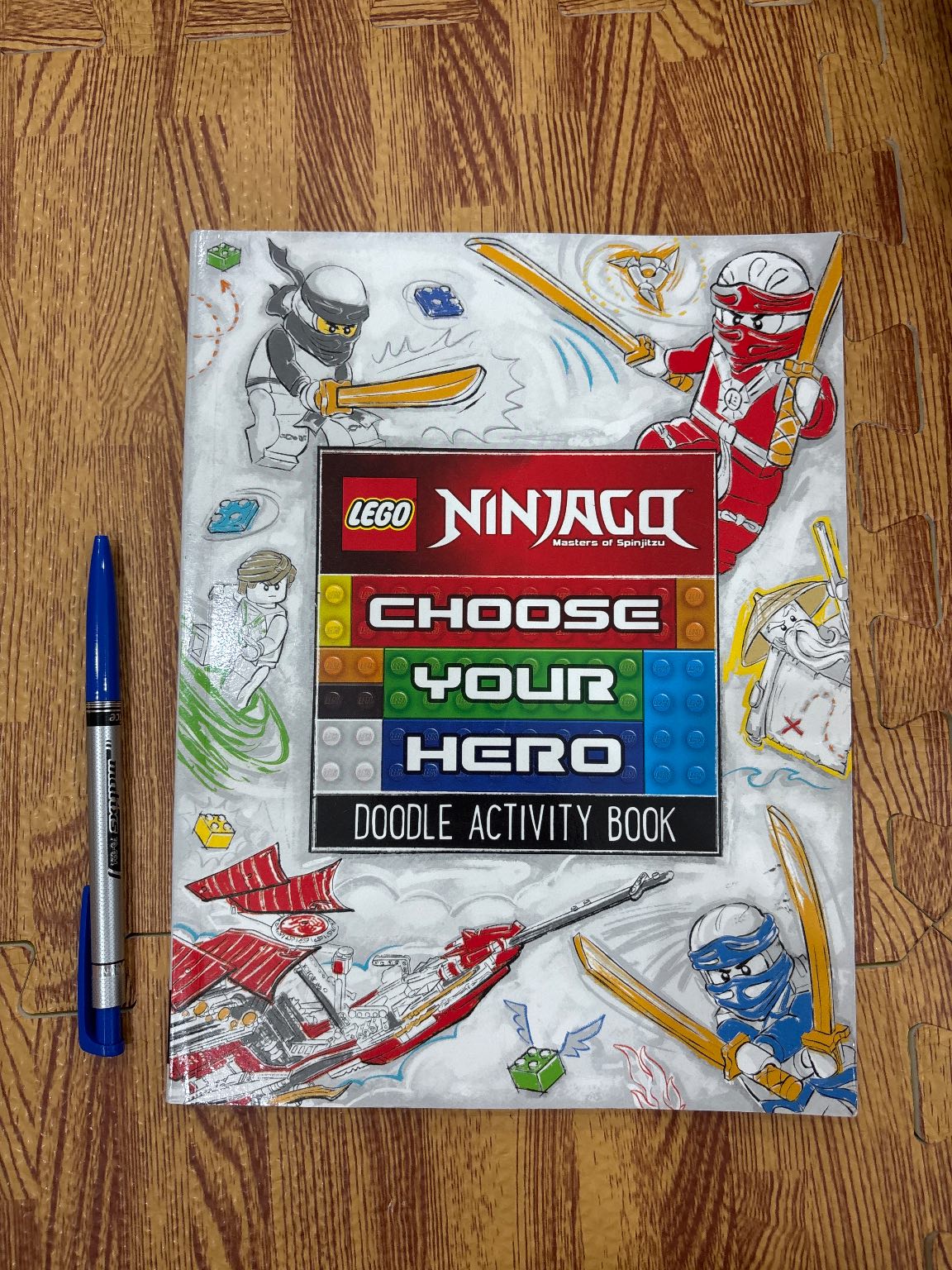 LEGO NINJAGO CHOOSE YOUR HERO DOODLE ACTIVITY BOOK