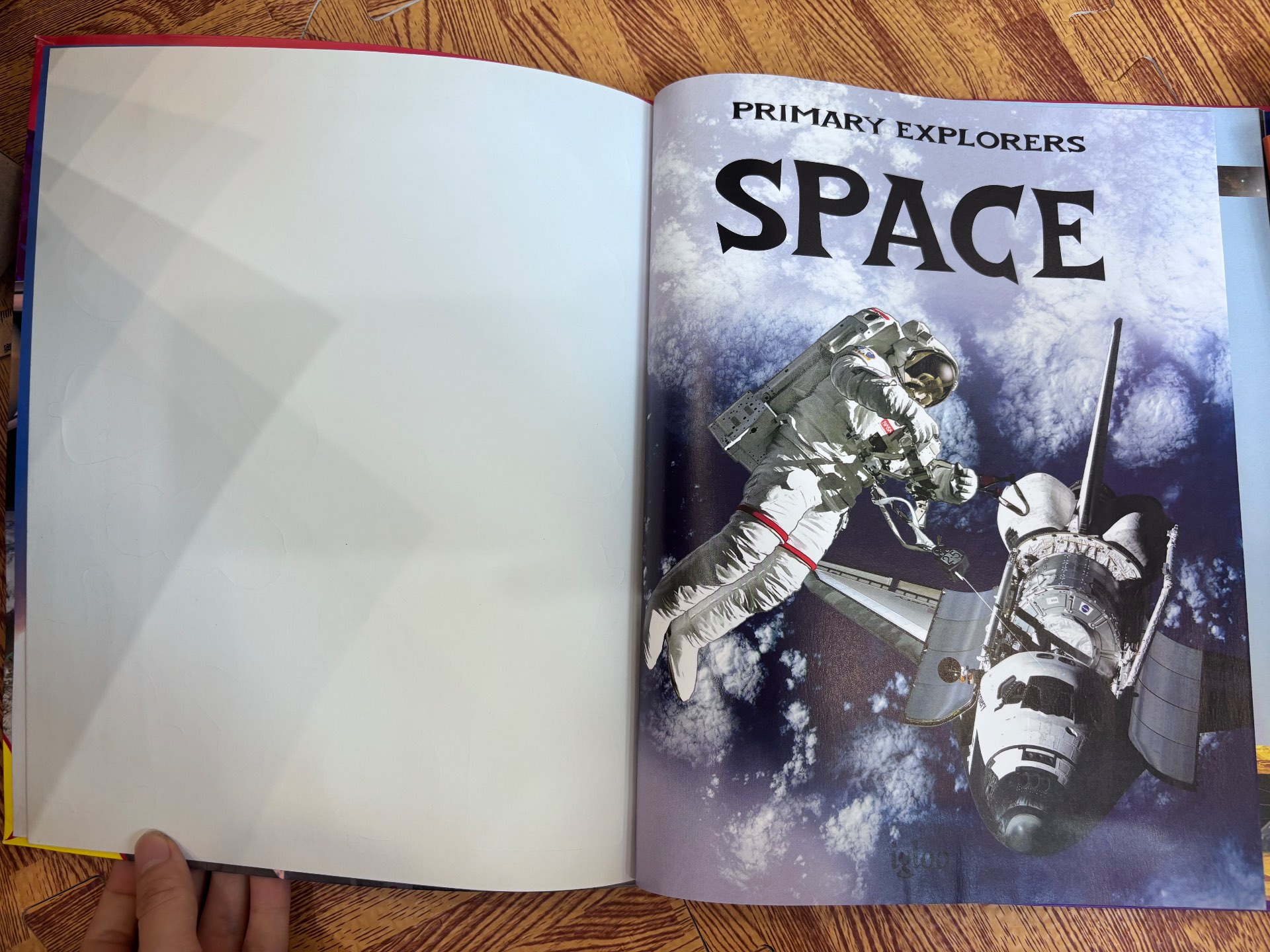 Primary Explorers: Space — ảnh 2