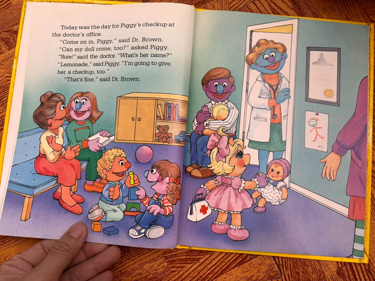 JIM HENSON'S MUPPET BABIES: PIGGY VISITS THE DOCTOR — ảnh 3
