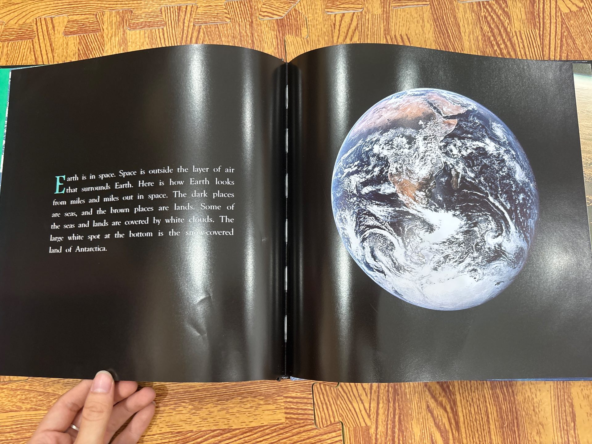 Earth: Our Planet in Space — ảnh 3