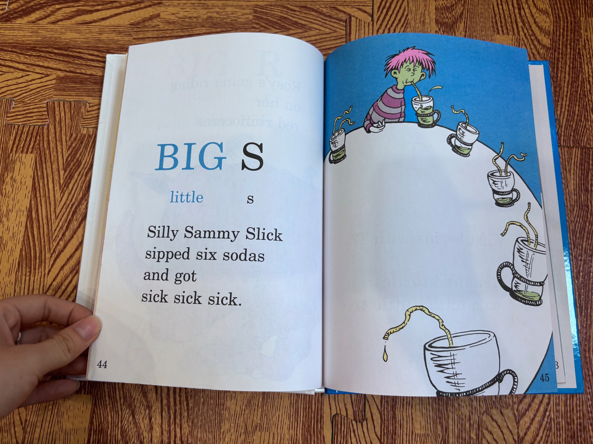Dr. Seuss's ABC — ảnh 7