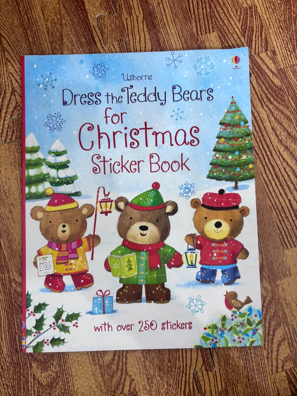 Dress the Teddy Bears for Christmas Sticker Book – Usborne