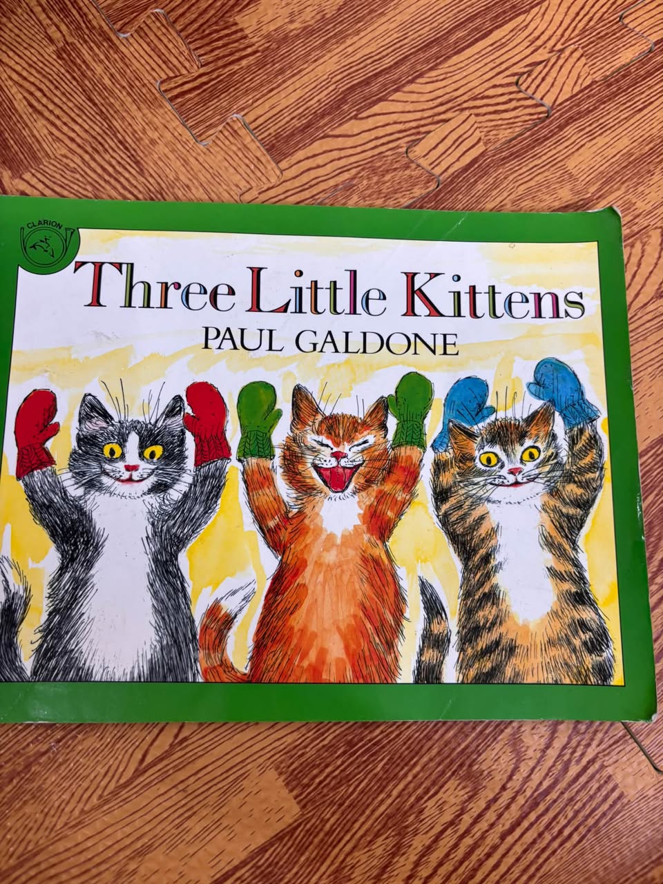 THREE LITTLE KITTENS