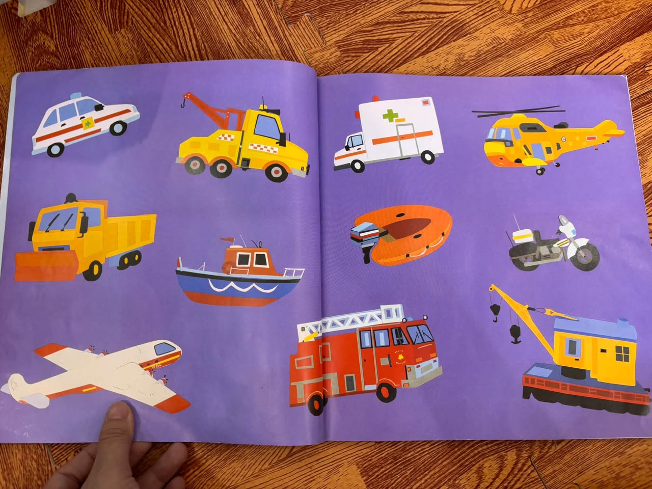EMERGENCY! FIRE TRUCKS AND OTHER AWESOME ENGINES! — ảnh 3