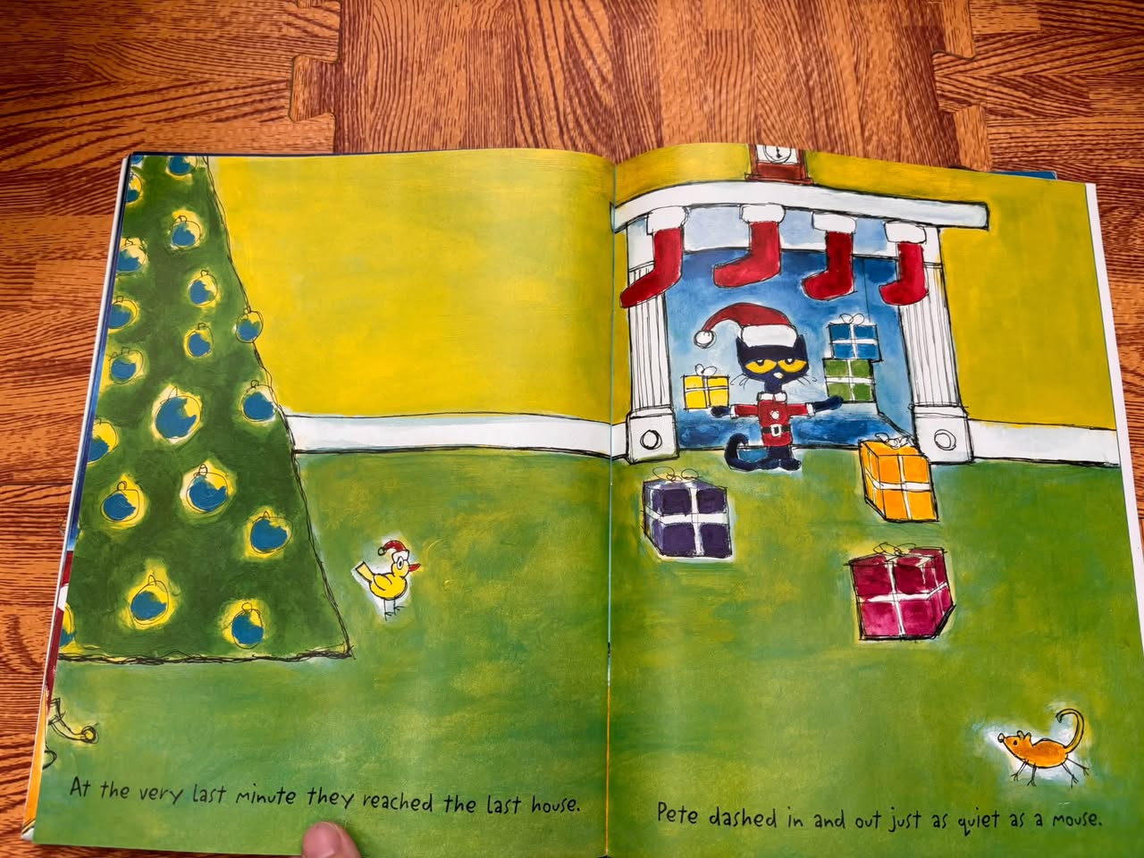PETE THE CAT SAVES CHRISTMAS — ảnh 4