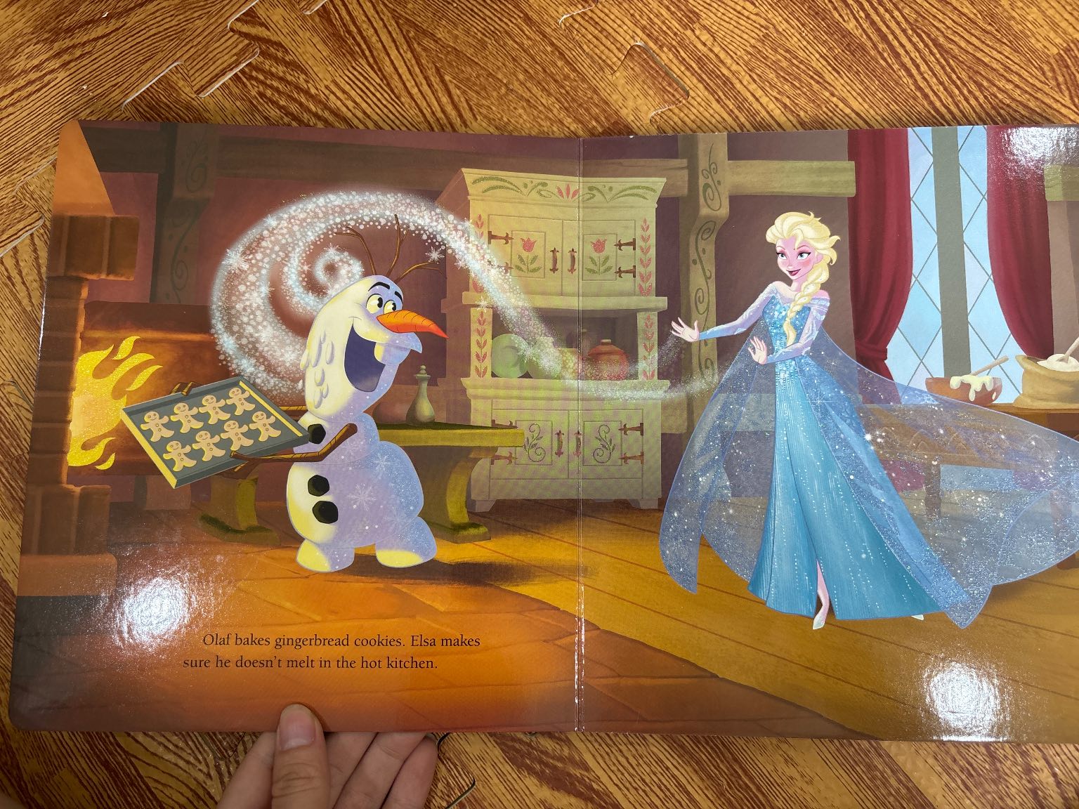 A Frozen Christmas — ảnh 3
