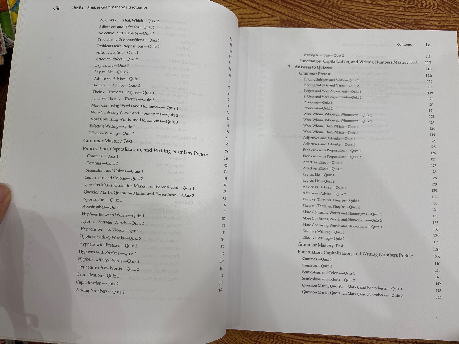 The Blue Book of Grammar and Punctuation — ảnh 5