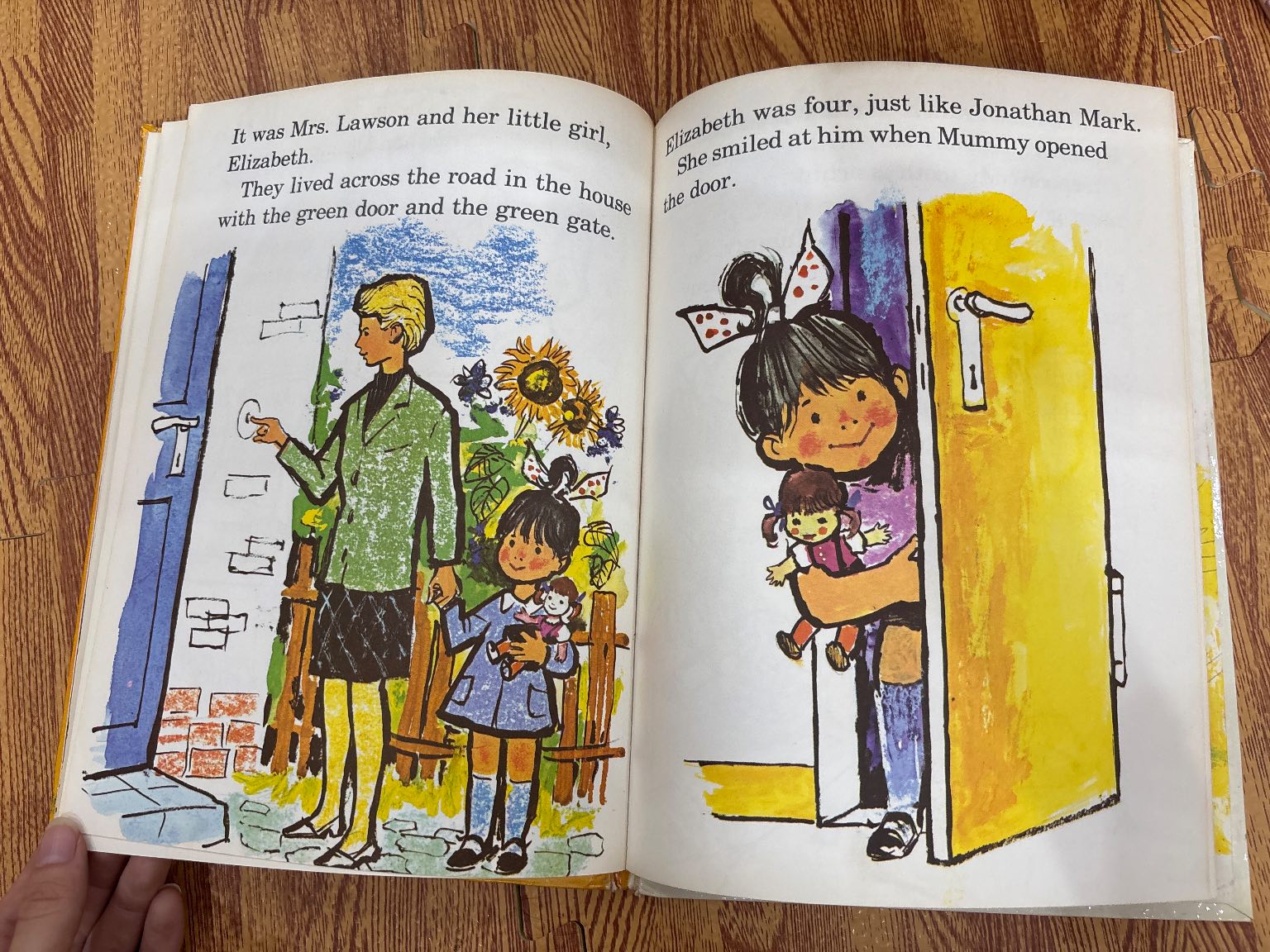 Jonathan Mark at Home — ảnh 4