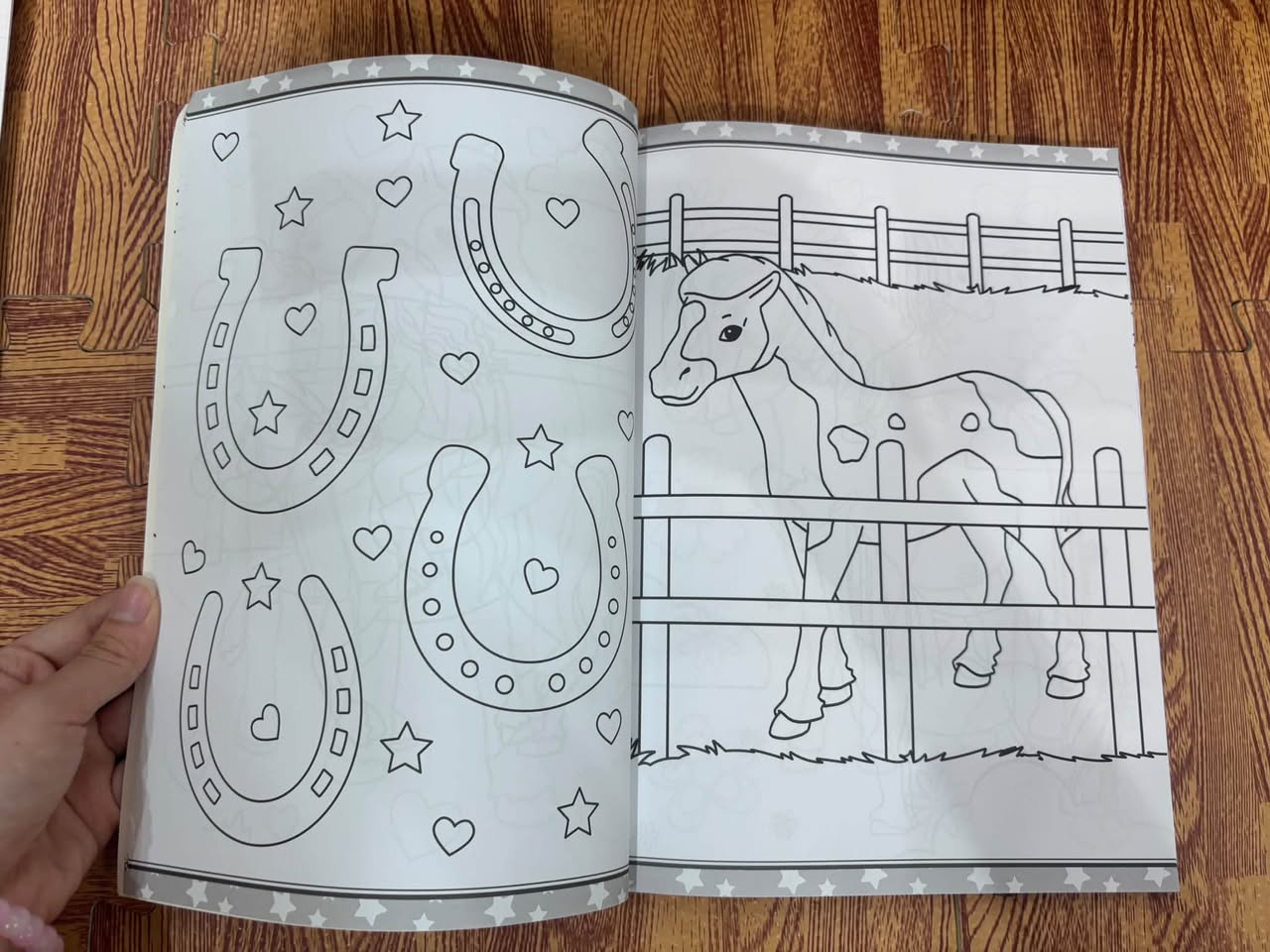 Mega Colouring Ponies – Bookoli — ảnh 5