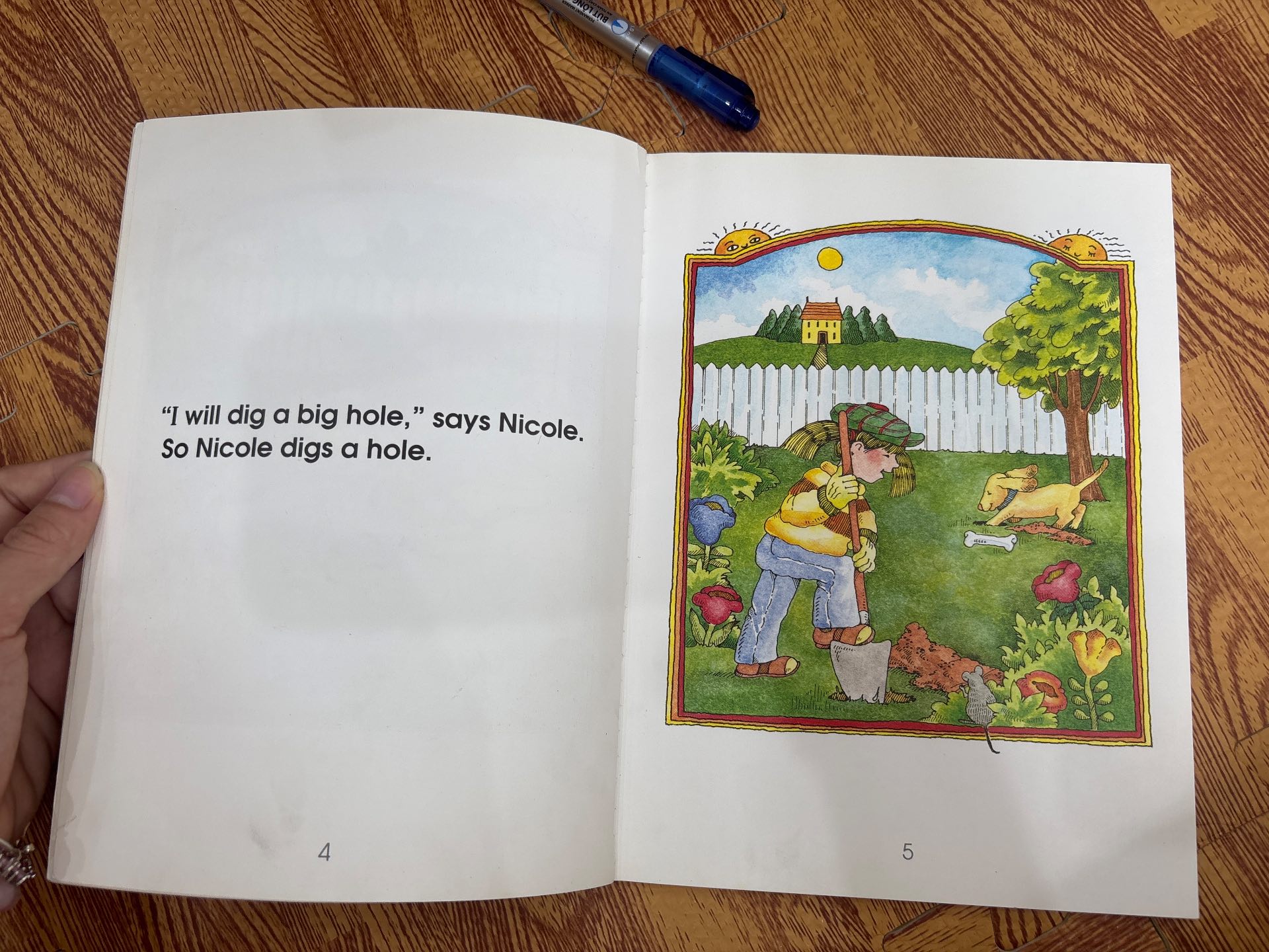 Nicole Digs a Hole — ảnh 3
