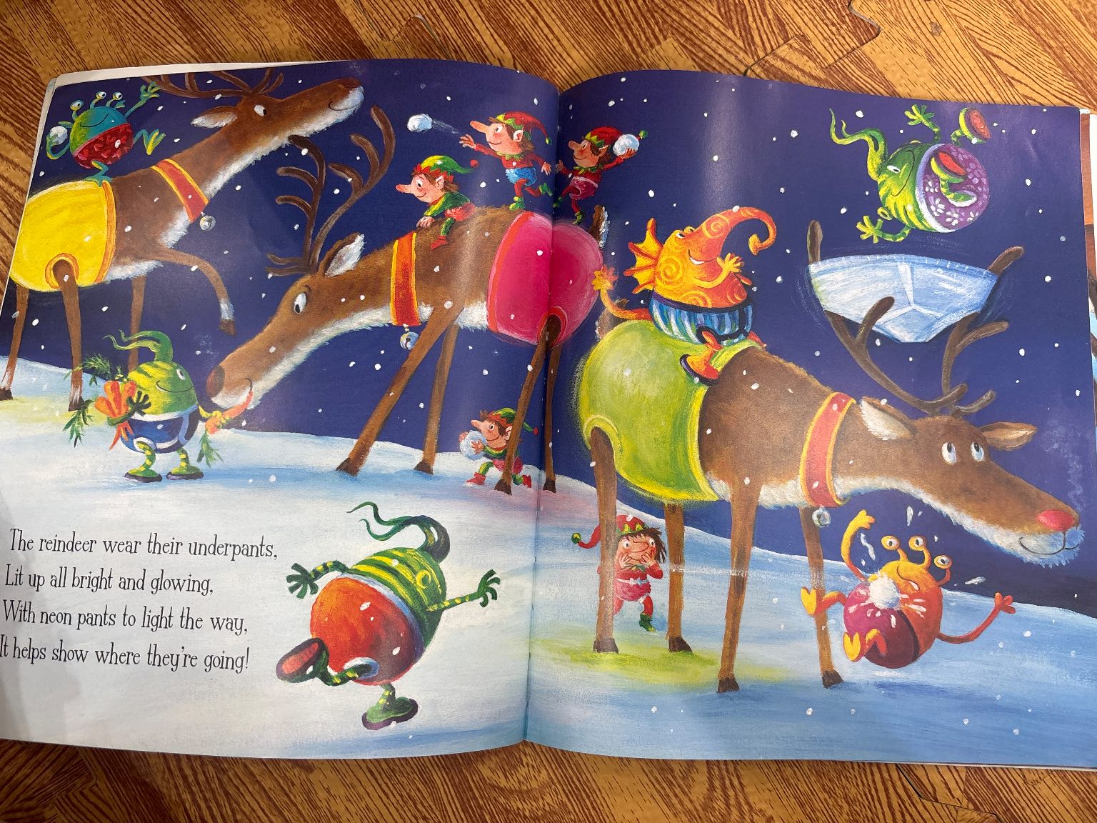 Aliens Love Santa Claus — ảnh 3