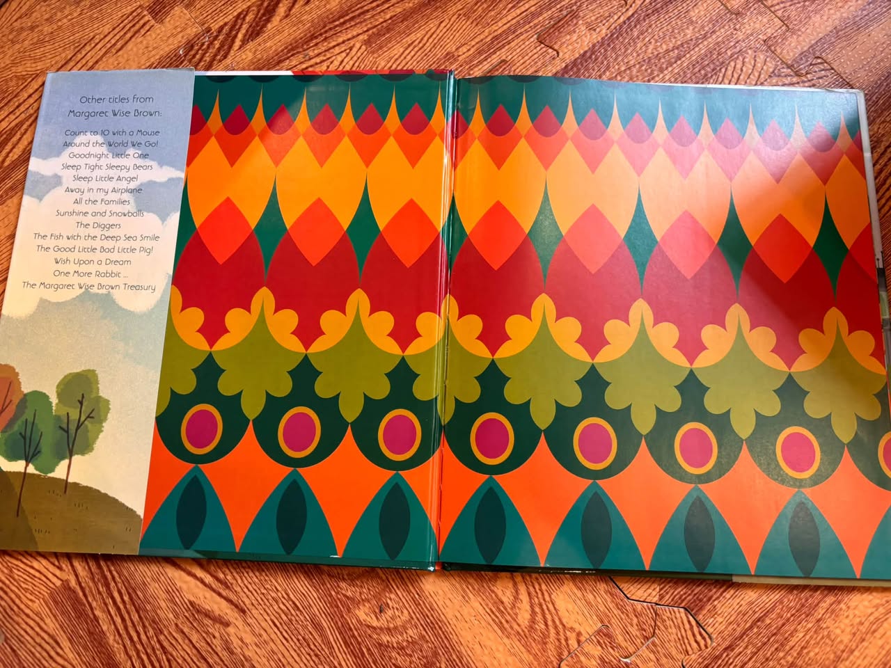 THE NOON BALLOON (MARGARET WISE BROWN & LORENA ALVAREZ) — ảnh 2